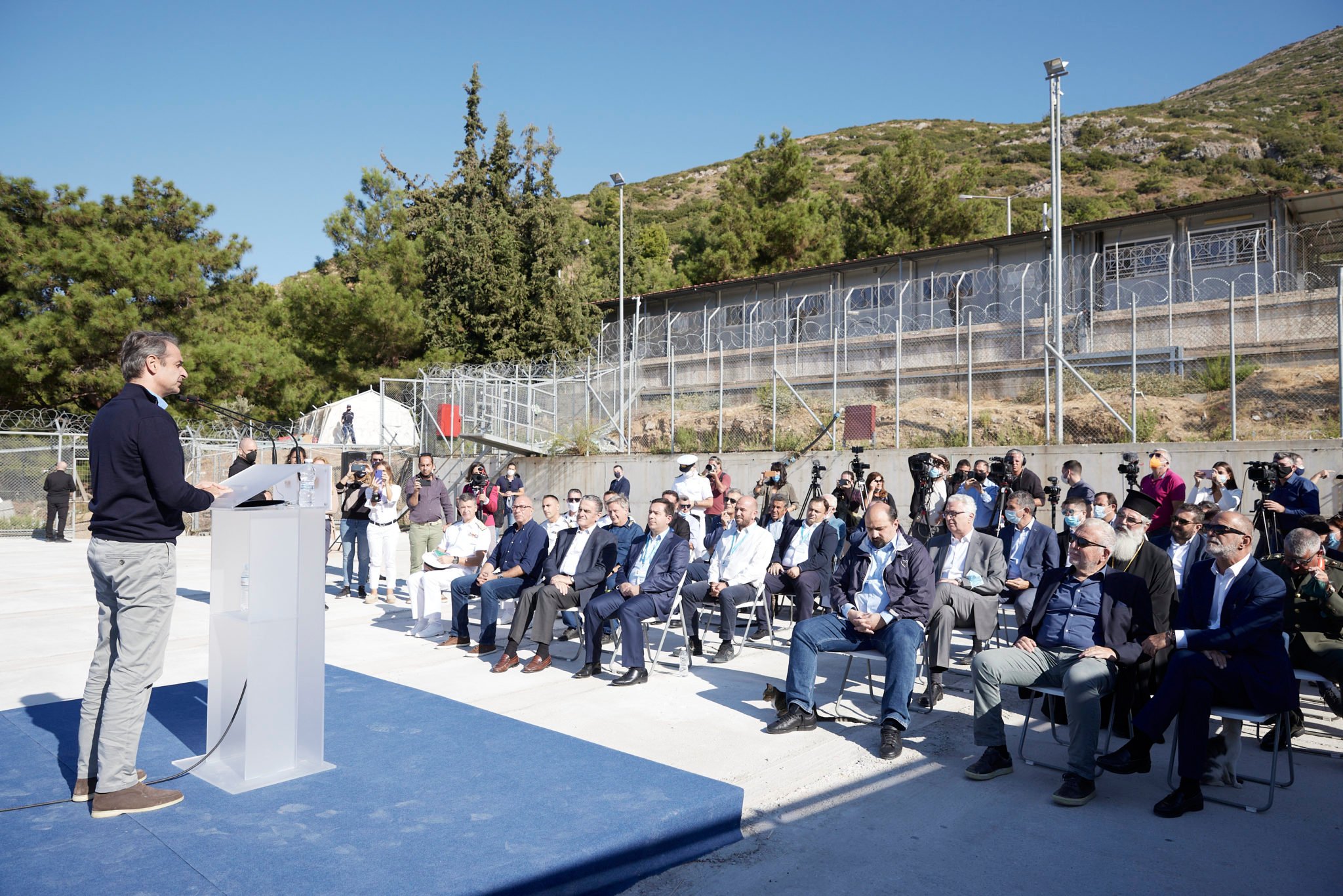 Μητσοτάκης από Σάμο: Η δομή της ντροπής κλείνει 