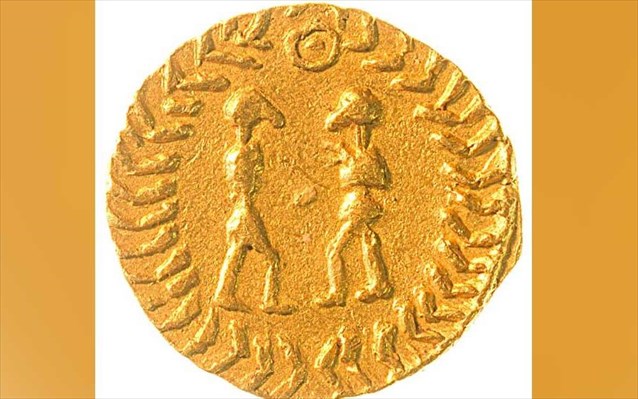 Αγγλία: Ανακαλύφθηκε ο μεγαλύτερος αγγλοσαξονικός θησαυρός χρυσών νομισμάτων 