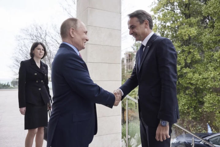 Μητσοτάκης σε Πούτιν: Υπάρχουν περιθώρια βελτίωσης των σχέσεων Ελλάδας - Ρωσίας