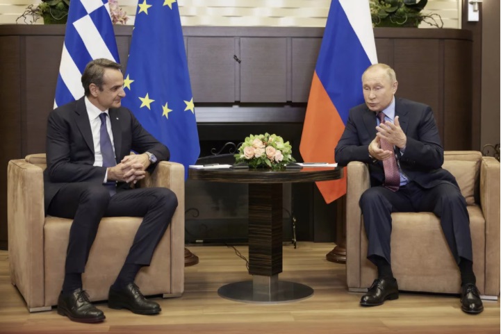 Μητσοτάκης σε Πούτιν: Υπάρχουν περιθώρια βελτίωσης των σχέσεων Ελλάδας - Ρωσίας