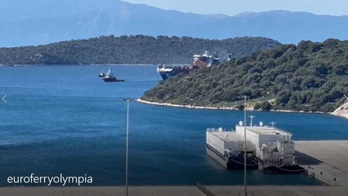 «Euroferry Olympia»: Έφτασε έξω από το λιμάνι του Αστακού