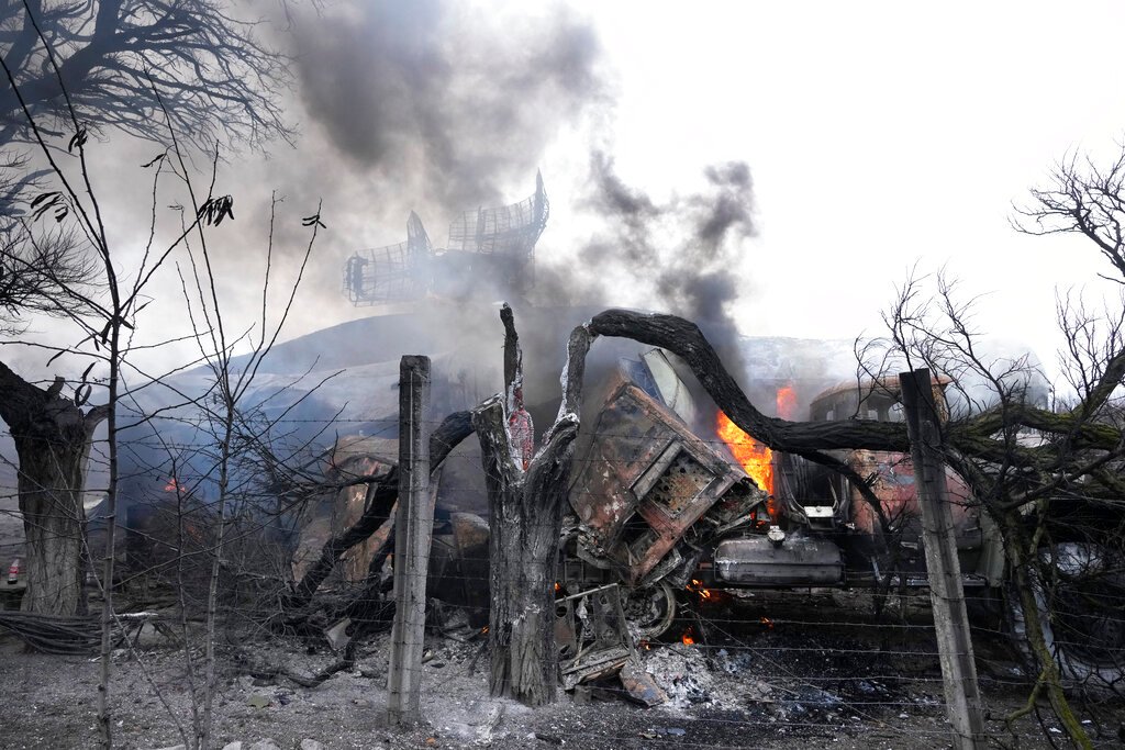 Ουκρανία: Ολομέτωπη επίθεση των Ρώσων - Δεκάδες νεκροί και τραυματίες