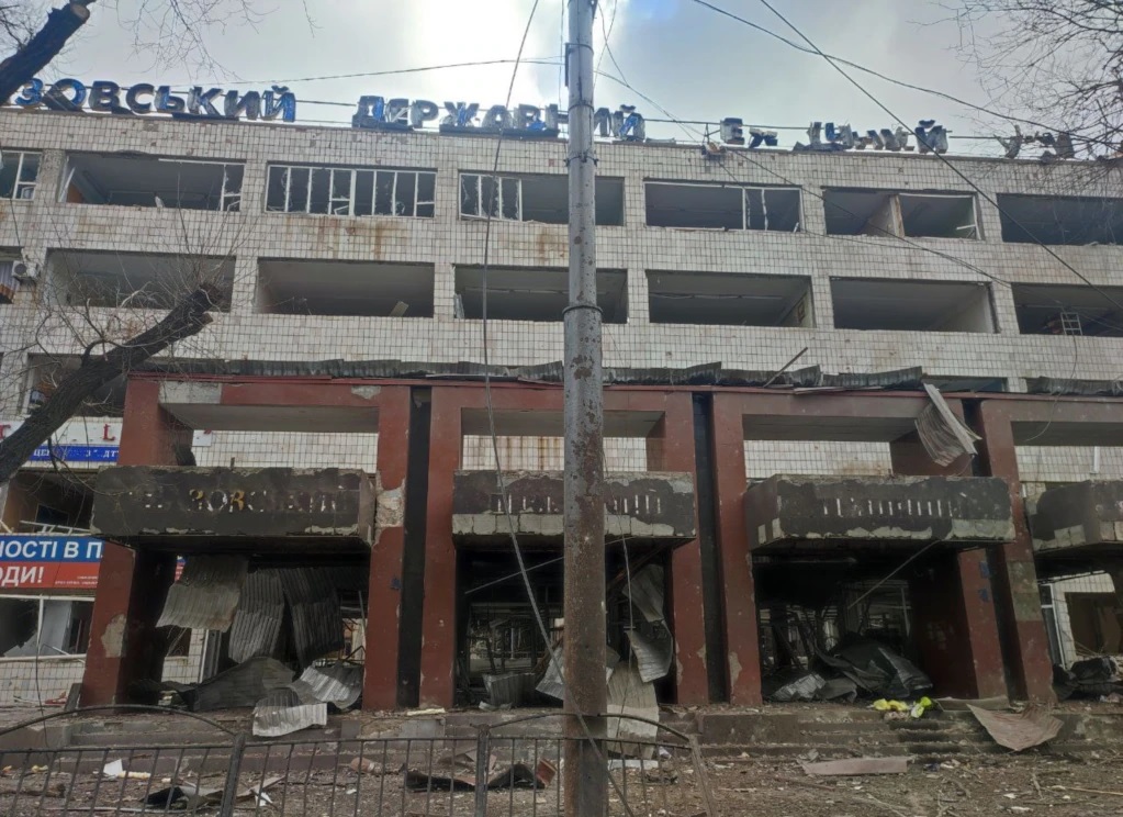 Ουκρανία: Χιλιάδες νεκροί και τεράστιες καταστροφές στη Μαριούπολη από τους ρωσικούς βομβαρδισμούς