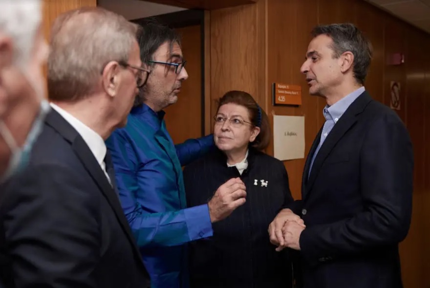 Συνεχάρη τον Καβάκο για τη συναυλία για την Ουκρανία ο Μητσοτάκης