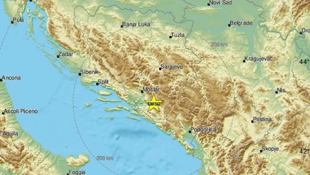 Βοσνία: Ισχυρός σεισμός 5,7 Ρίχτερ – Μία νεκρή, εκτεταμένες ζημιές (Videos, Photos & χάρτες)