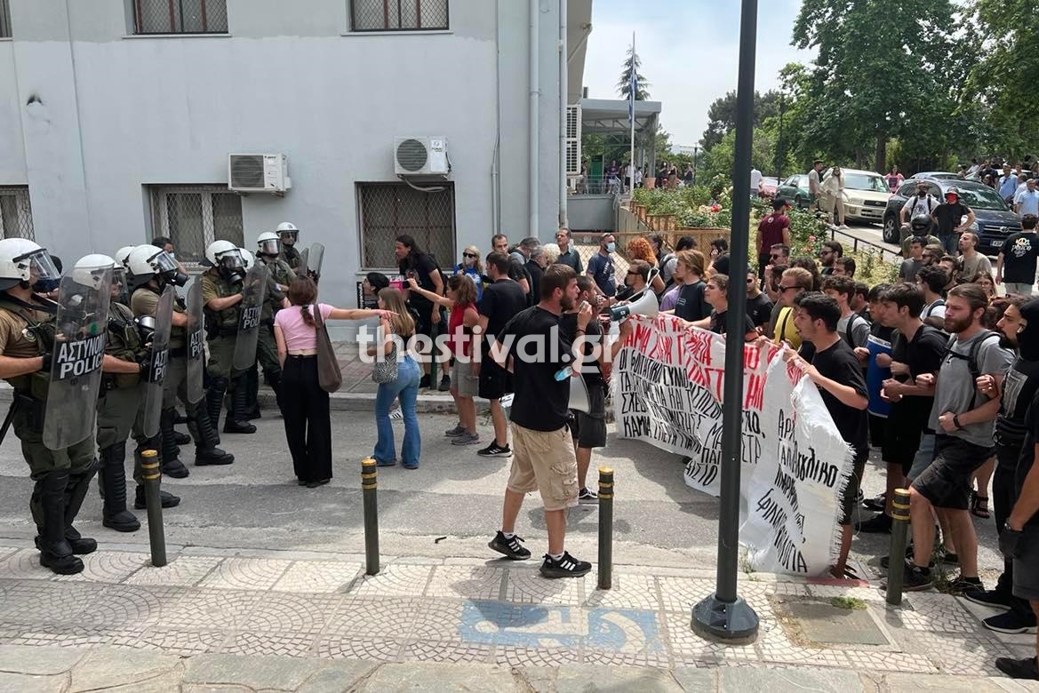 Θεσσαλονίκη: Νέα επεισόδια στο ΑΠΘ - Τραυματίστηκε ένας φοιτητής