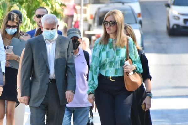 Χωρίς χειροπέδες στο δικαστήριο ο Πέτρος Φιλιππίδης