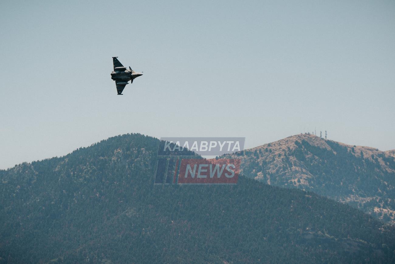 Αχαΐα: Rafale πέταξαν πάνω από τις στέγες σπιτιών στη Ζαχλωρού 