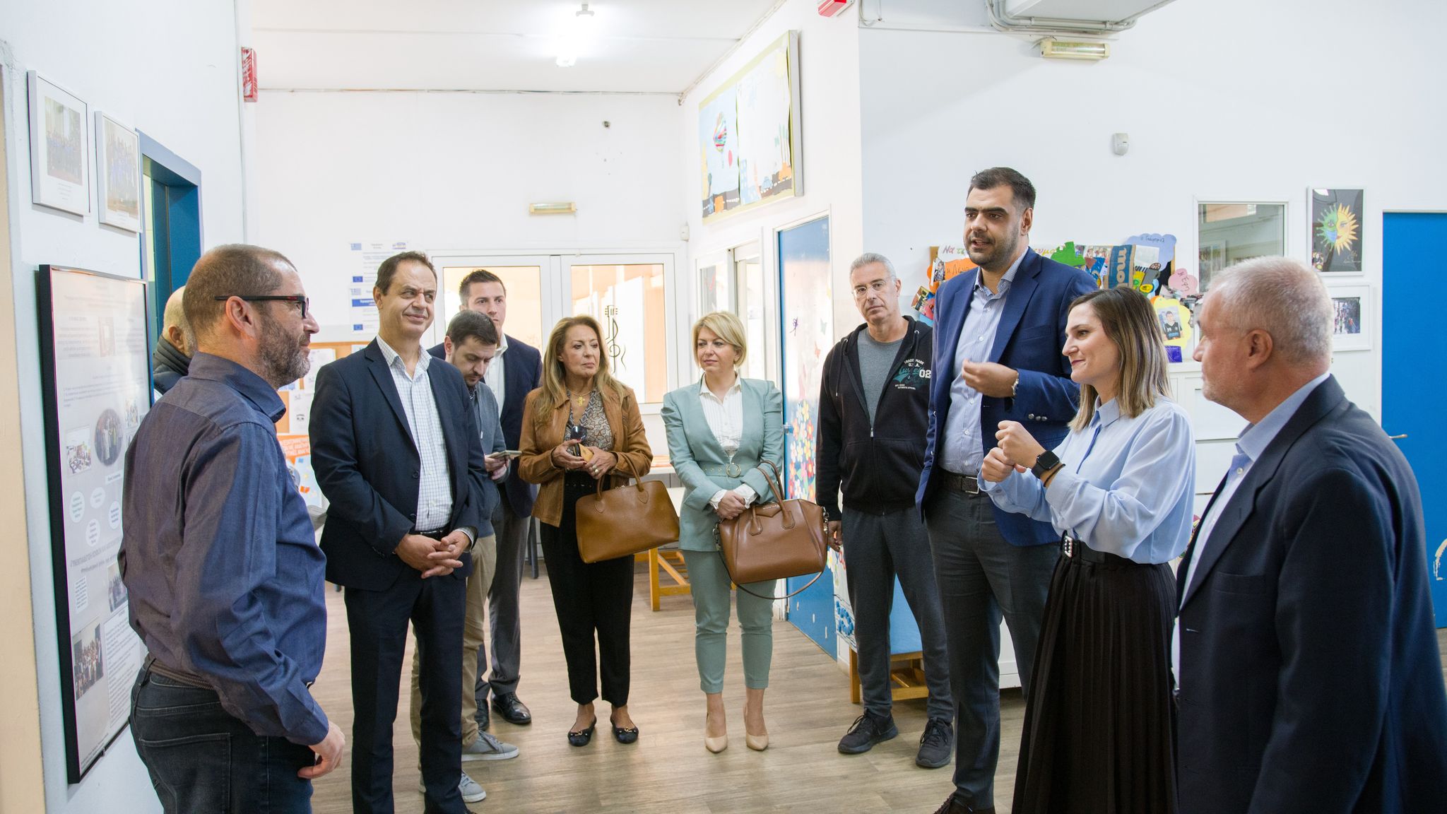 Ν.Δ.: Eπίσκεψη στελεχών στον Δήμο Λυκόβρυσης-Πεύκης