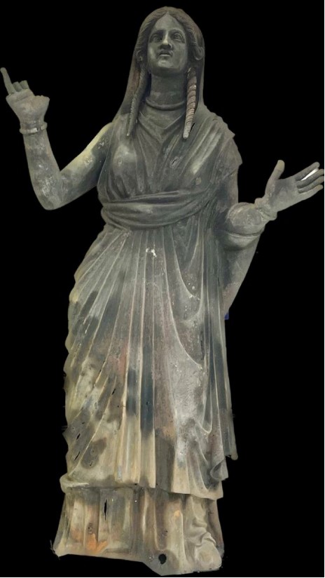 Ιταλία: Ανακαλύφθηκαν 24 αρχαία αγάλματα στην Τοσκάνη