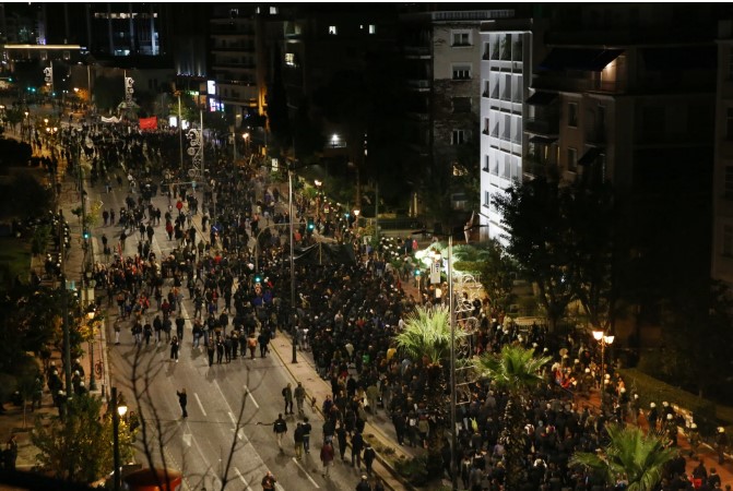 Επέτειος Πολυτεχνείου: Ολοκληρώθηκε η μεγάλη πορεία στην Αθήνα
