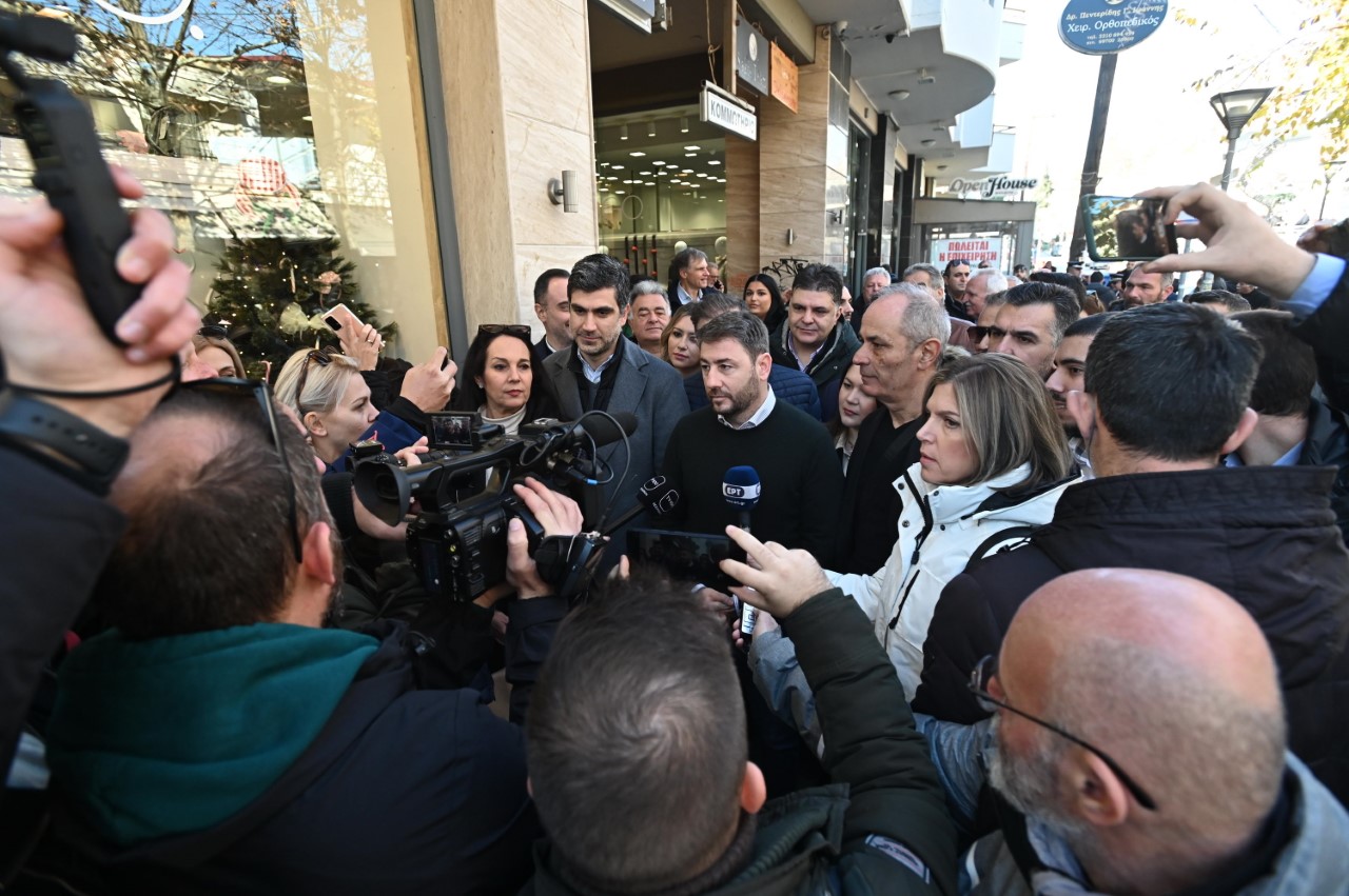 Ανδρουλάκης: «Οι πολιτικές επιλογές της Κυβέρνησης είναι άδικες και ατελέσφορες» (Photos)