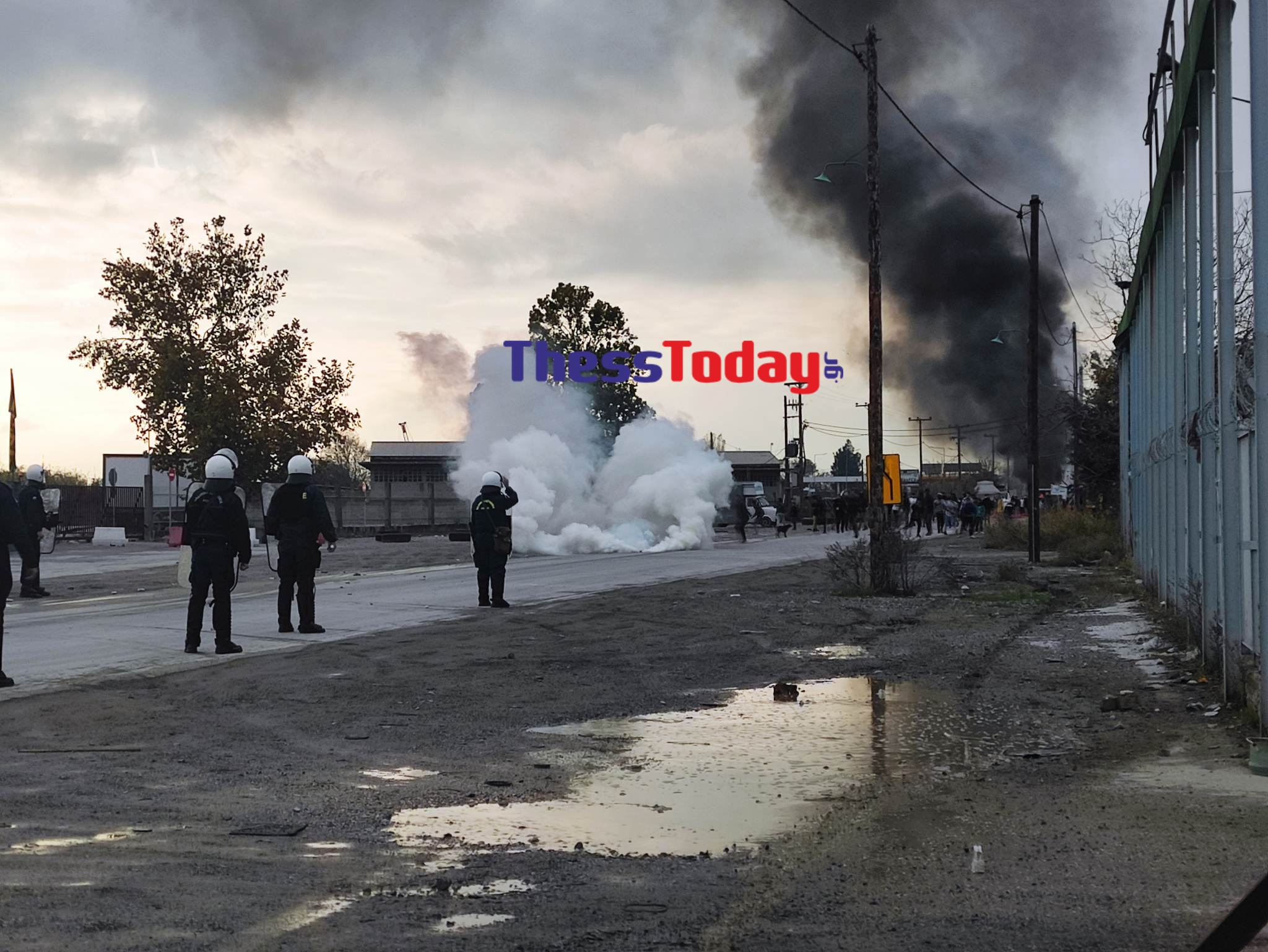 Σοβαρά επεισόδια στη Θεσσαλονίκη από 100 Ρομά