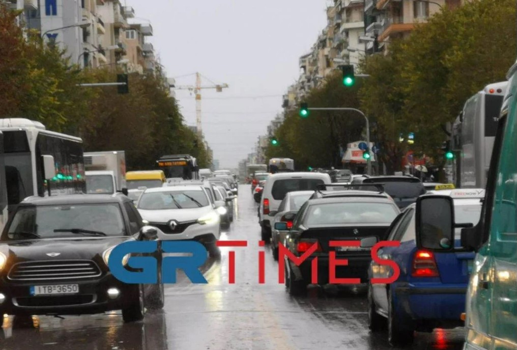 Κακοκαιρία «Άριελ»: Προβλήματα σε Θεσσαλονίκη και Λήμνο