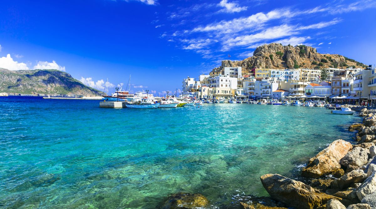 Ποιοι ελληνικό νησί προτείνει η Daily Mail για το 2023