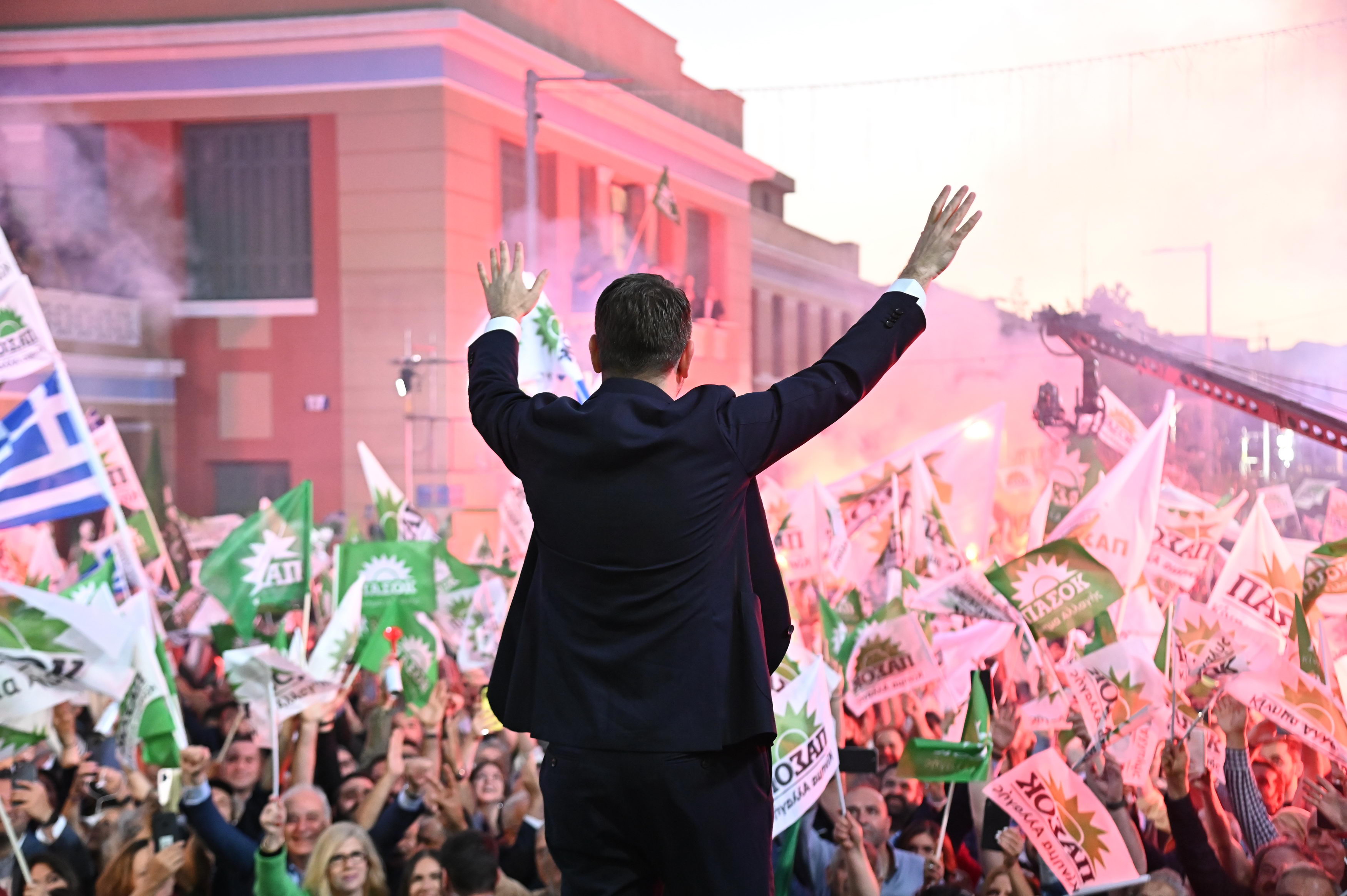 Ανδρουλάκης: «Ο αδίστακτος κ. Τσίπρας κάλεσε να τον ψηφίσουν οι παραστρατημένοι ψηφοφόροι της Χρυσής Αυγής»