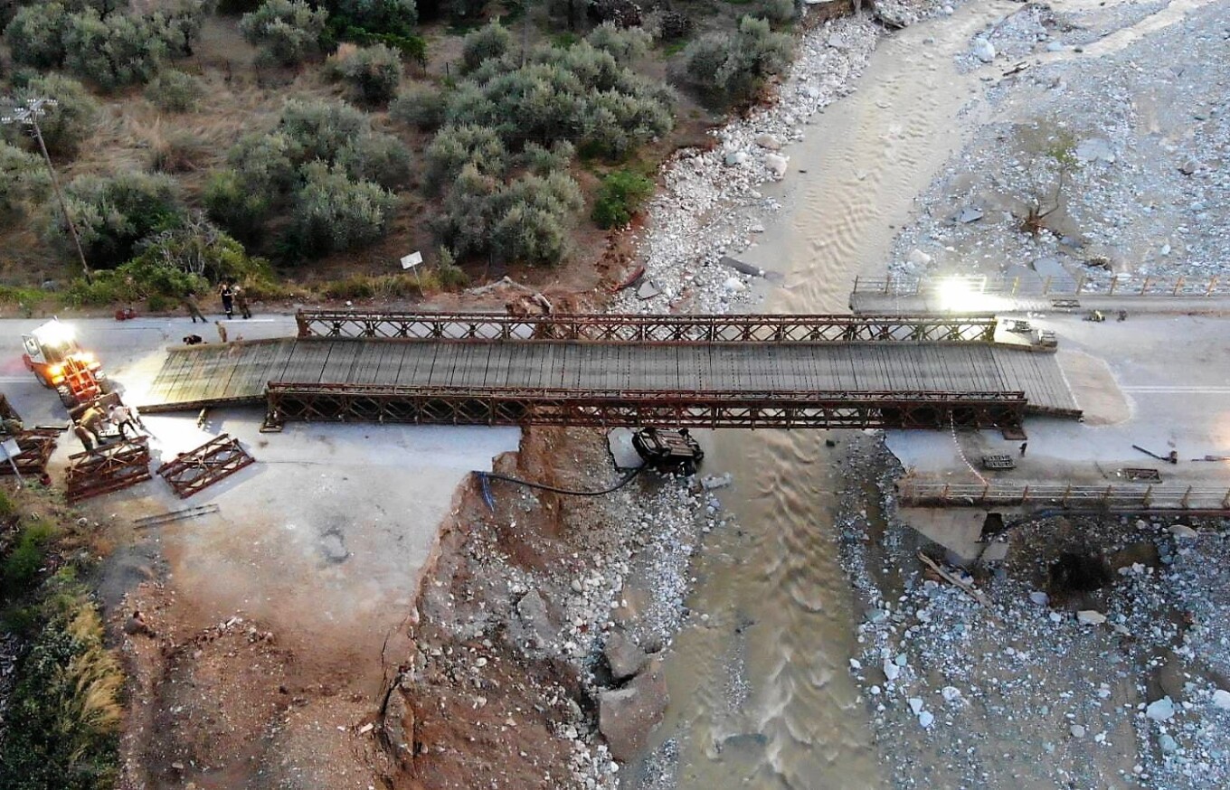 Θεσσαλία: Αιτήματα στον Στρατό για την τοποθέτηση και άλλων γεφυρών Μπέλεϋ