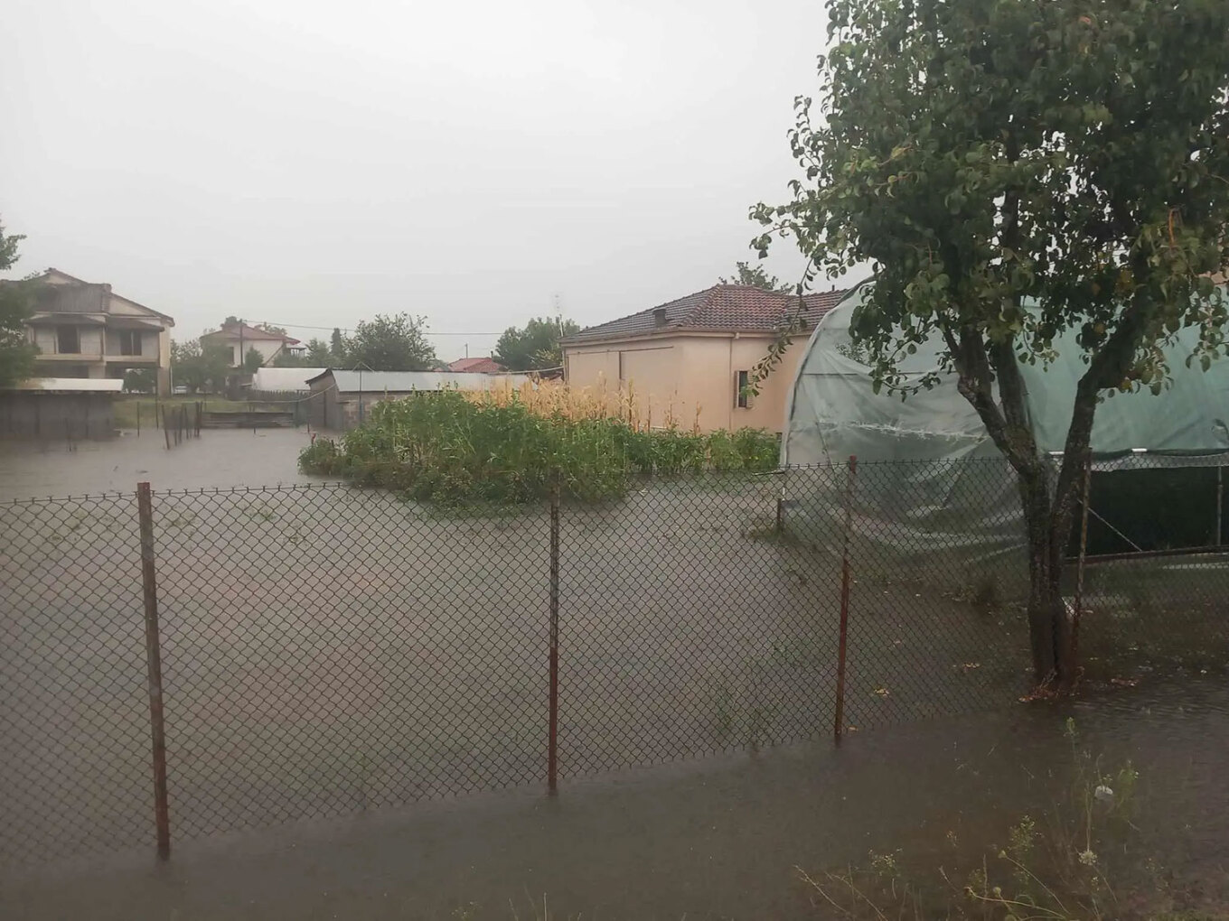 Τρίκαλα: Πλημμύρες σε όλο τον νομό