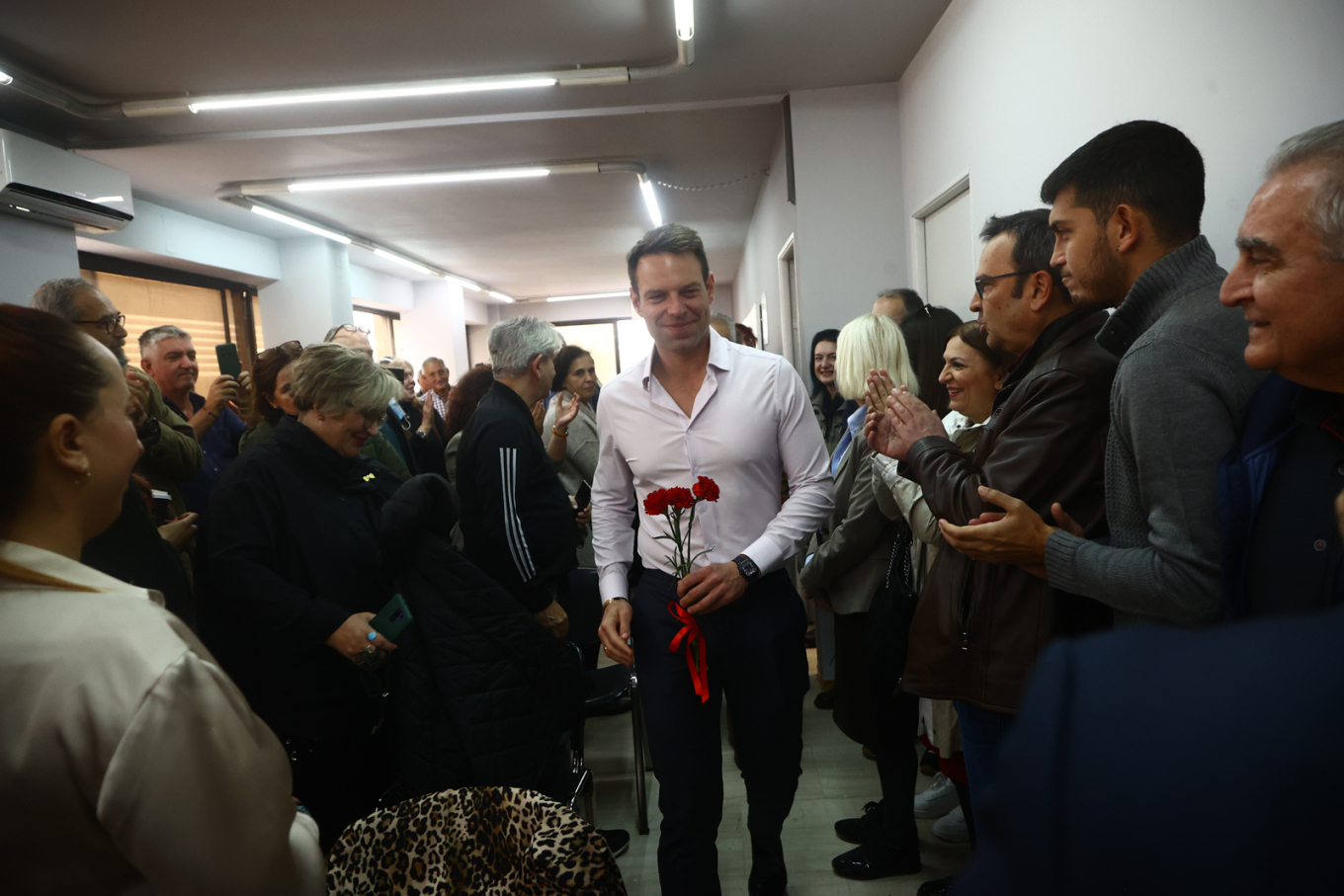 Κασσελάκης: Πρώτη επίσκεψη στα γραφεία του ΣΥΡΙΖΑ στη Θεσσαλονίκη