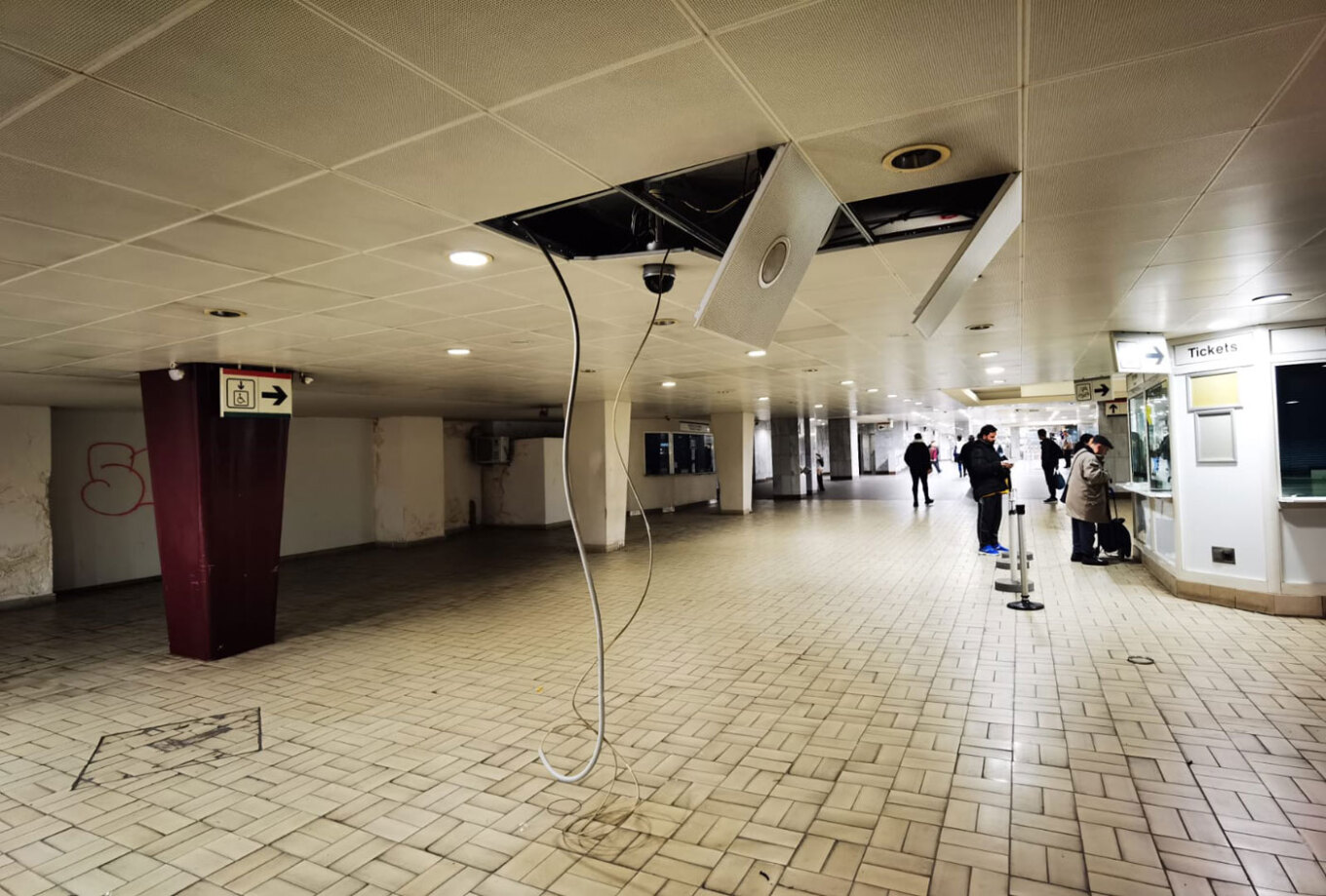 Ομόνοια: Βανδαλισμοί στον σταθμό του Μετρό
