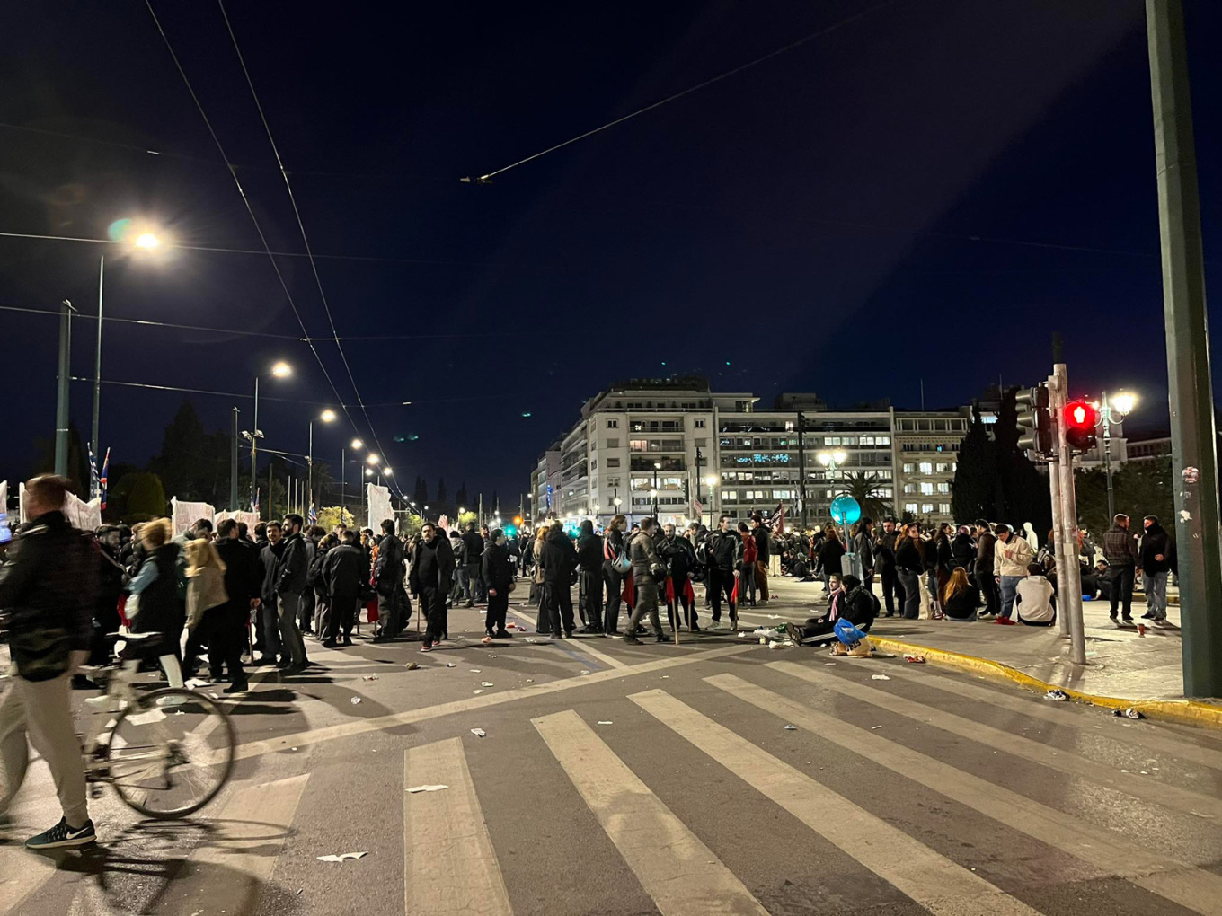 https://www.lykavitos.gr/news/greece/neos-gyros-epeisodion-sto-syntagma