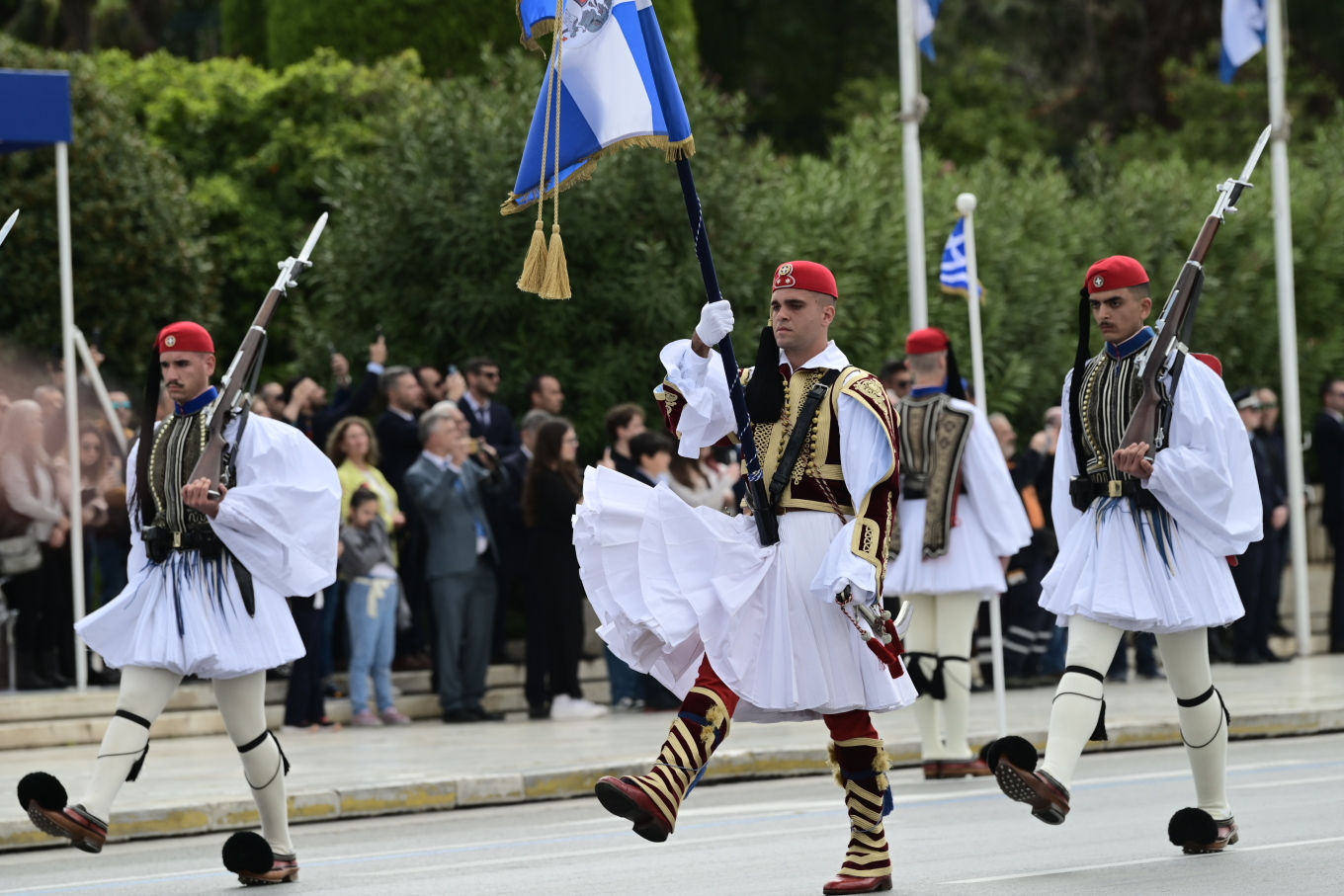 Mεγάλη στρατιωτική παρέλαση για την 25η Μαρτίου στην Αθήνα