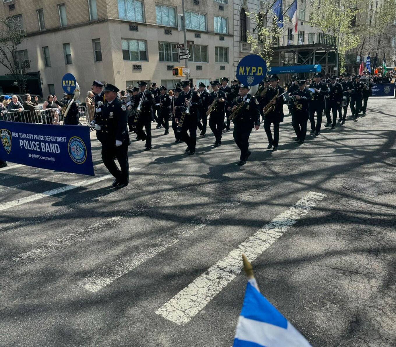 Νέα Υόρκη: Παρέλαση στην 5η λεωφόρο για την 25η Μαρτίου - Το Μανχάταν στα χρώματα της Ελλάδας