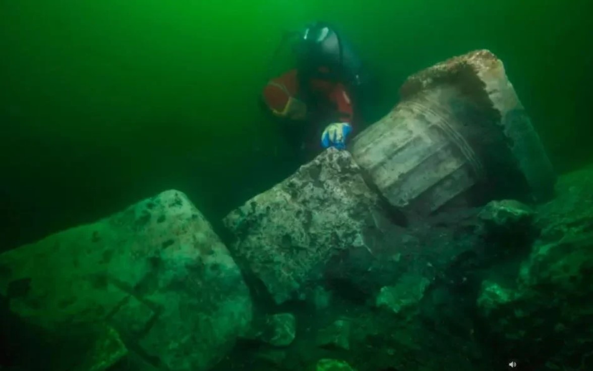 H αρχαία πόλη που βυθίστηκε πριν από 1.200 χρόνια – Οι αρχαιολόγοι ανακάλυψαν έναν θησαυρό 