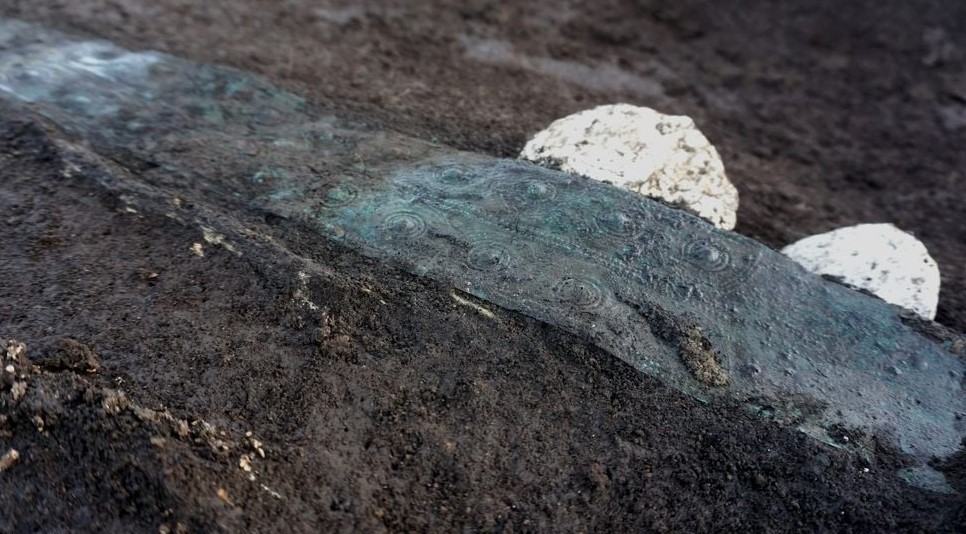 Τα έργα για εργοστάσιο αποκάλυψαν αρχαία νεκρόπολη