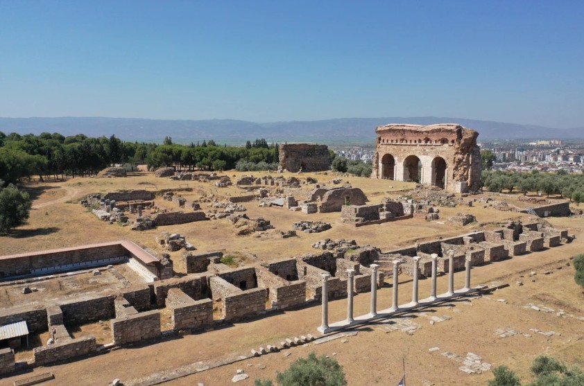 ​ Edit media   ​