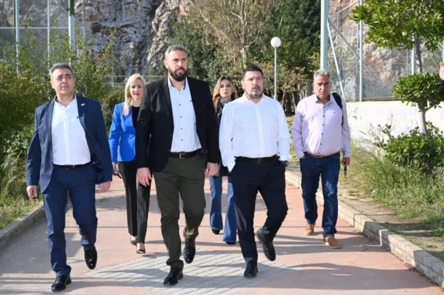 Χαρδαλιάς από Πετρούπολη