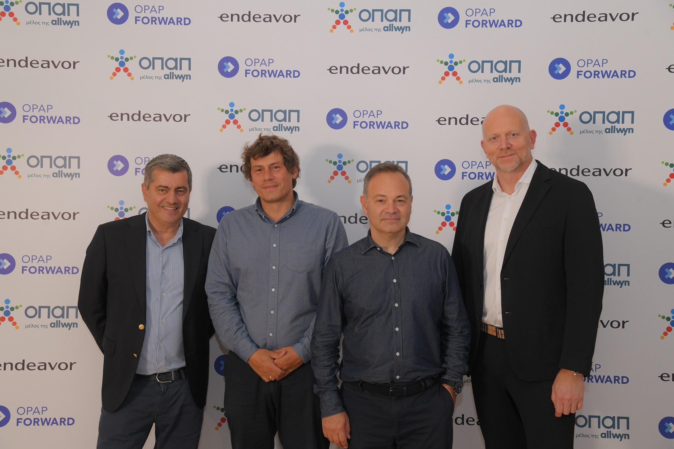 Ο Οδυσσέας Χριστοφόρου, Αναπληρωτής Διευθύνων Σύμβουλος ΟΠΑΠ, ο Παναγιώτης Καραμπίνης, Managing Director της Endeavor Greece, ο Μάρκος Βερέμης, Partner της Big Pi Ventures και Μέλος του Δ.Σ. της Endeavor Greece και ο Jan Karas, Πρόεδρος και Διευθύνων Σύμβουλος ΟΠΑΠ
