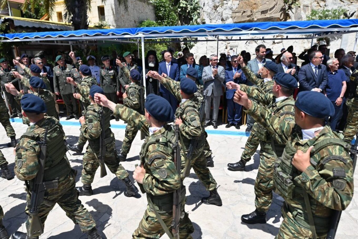 ​ Edit media   ​