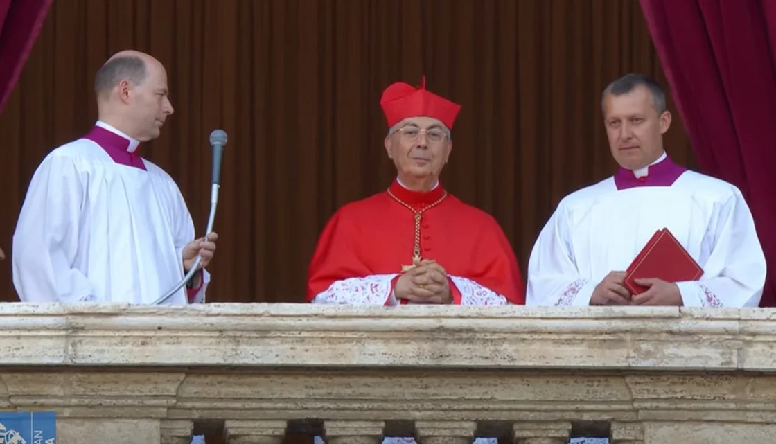 Βατικανό: Ο Ρόμπερτ Φ. Πρεβόστ είναι ο νέος Πάπας