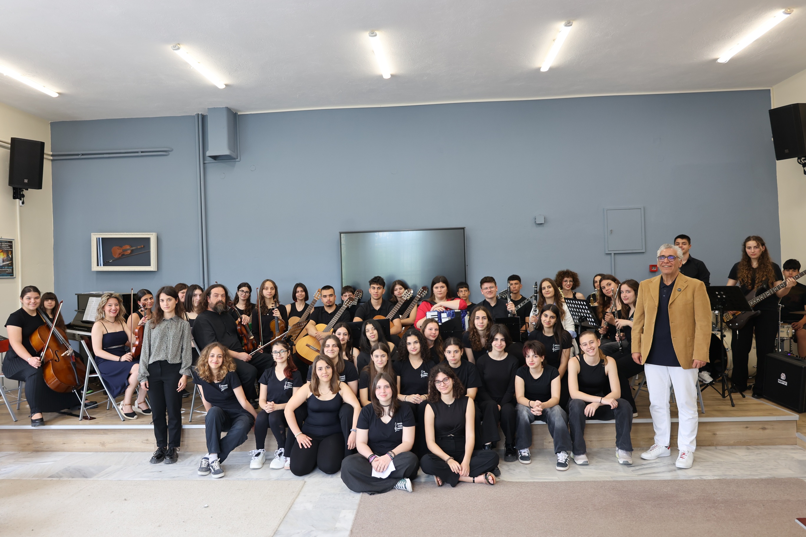 «Ταξίδι στα Κύθηρα με Έλληνες Συνθέτες»