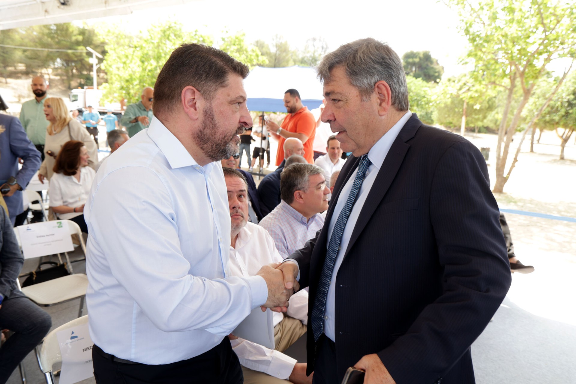 Χαρδαλιάς: Παραδίδουμε στους Δήμους της Αττικής 65 υπερσύγχρονα ηλεκτρικά απορριμματοφόρα