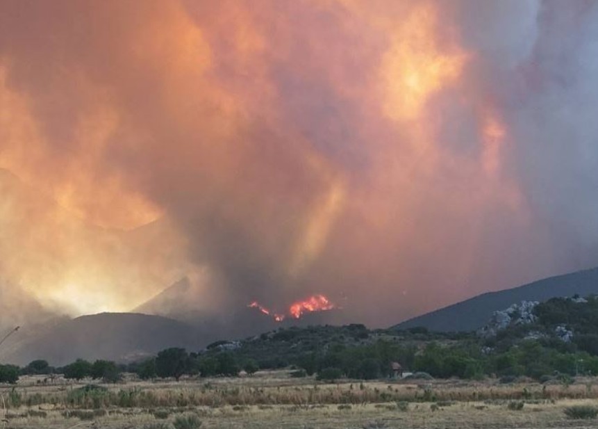 φωτιά στην Κορινθία 