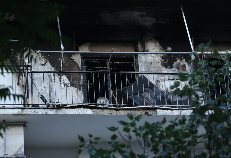 Πέτρος Φιλιππίδης: Πώς ξεκίνησε η φωτιά στο διαμέρισμα του