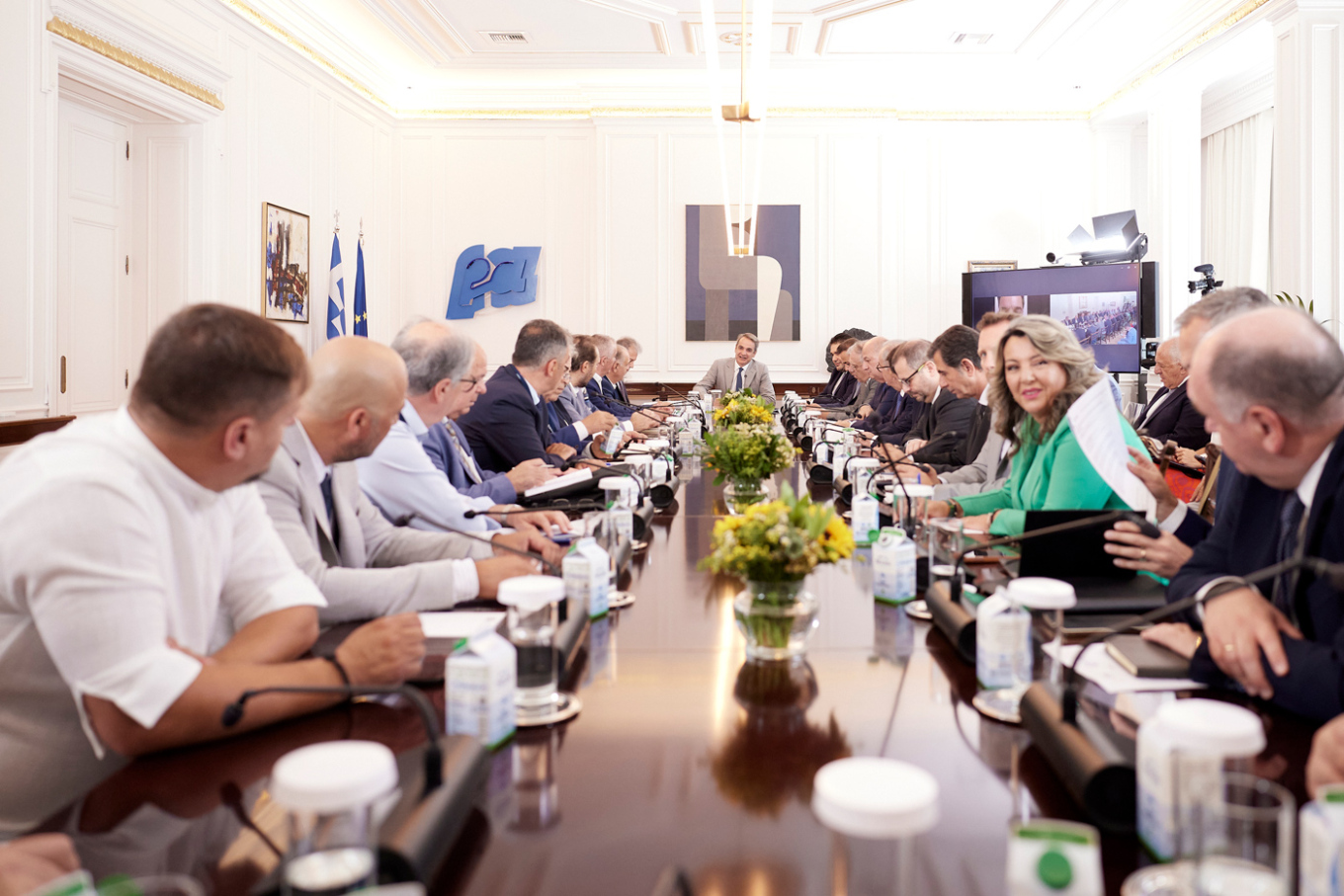 Συνάντηση με Δημάρχους και τον Περιφερειάρχη