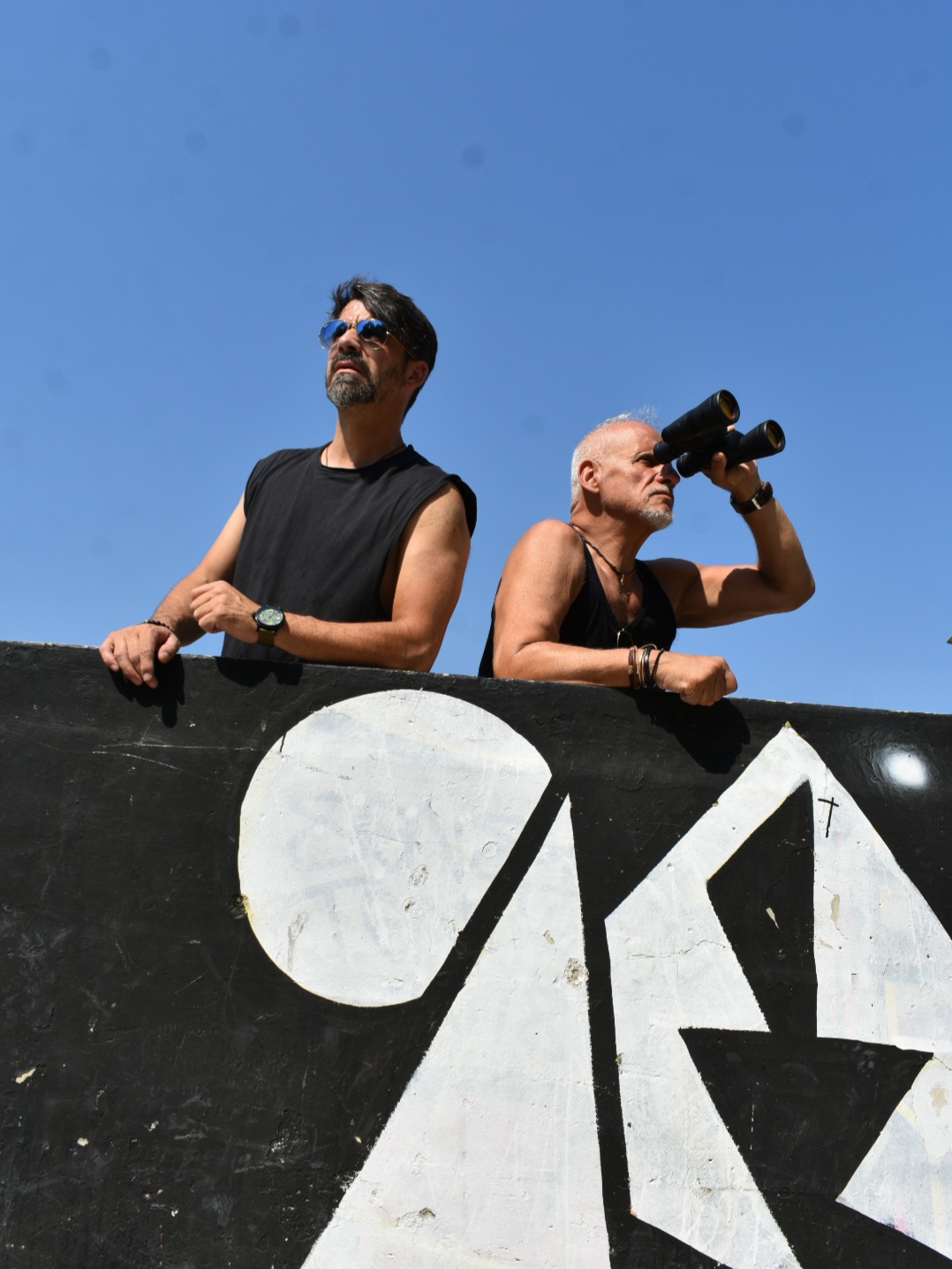 «Αυτοί που κοιτούν» στο Θέατρο 104