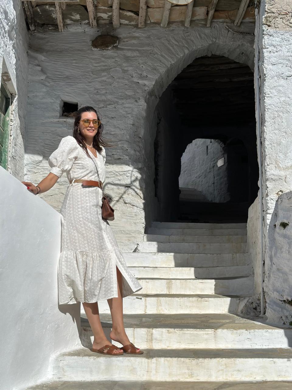 Αυγουστιάτικες αποδράσεις στον παράδεισο της Ελλάδας με το φακό επωνύμων