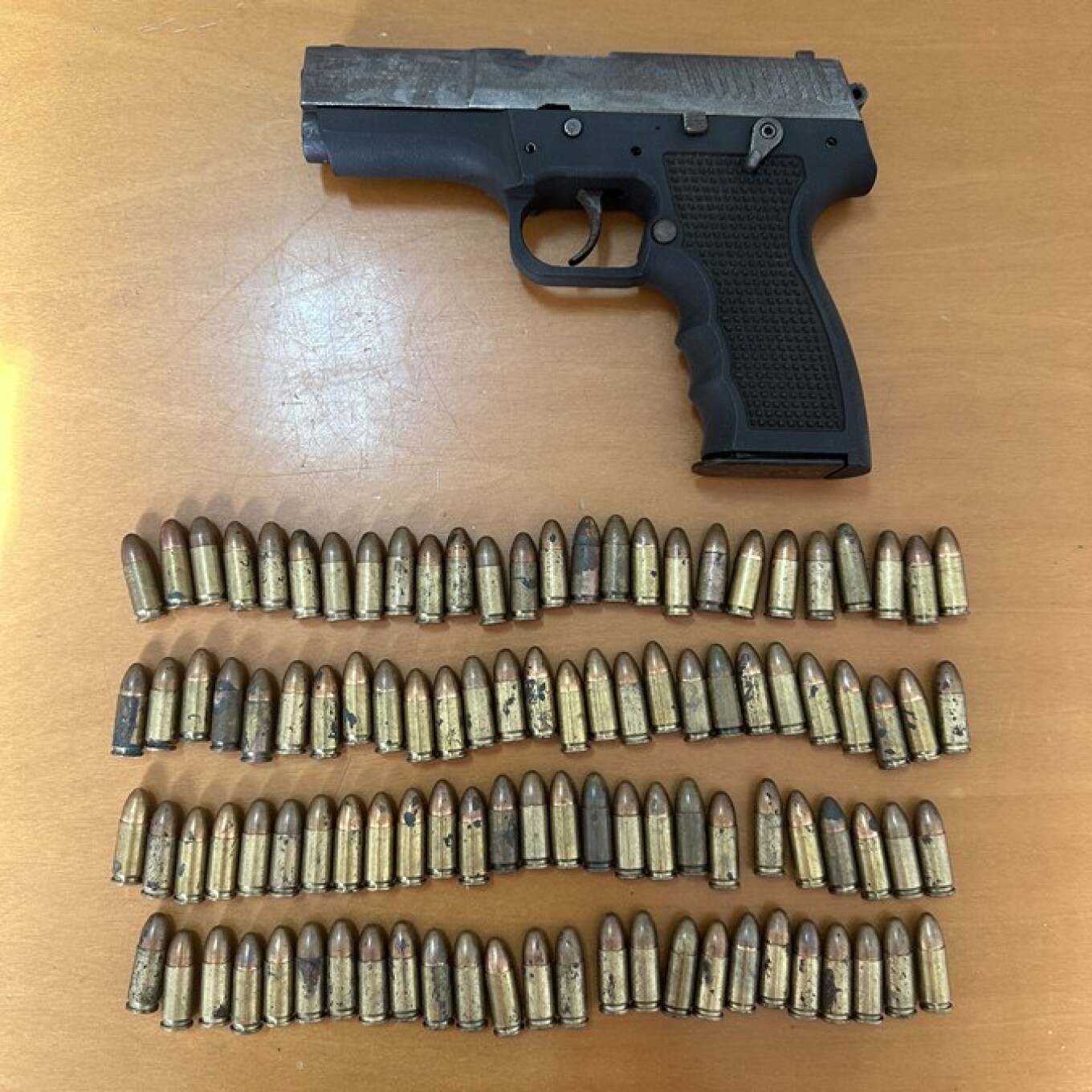 Θεσσαλονίκη: Συνελήφθη 29χρονος με όπλο και 104 φυσίγγια