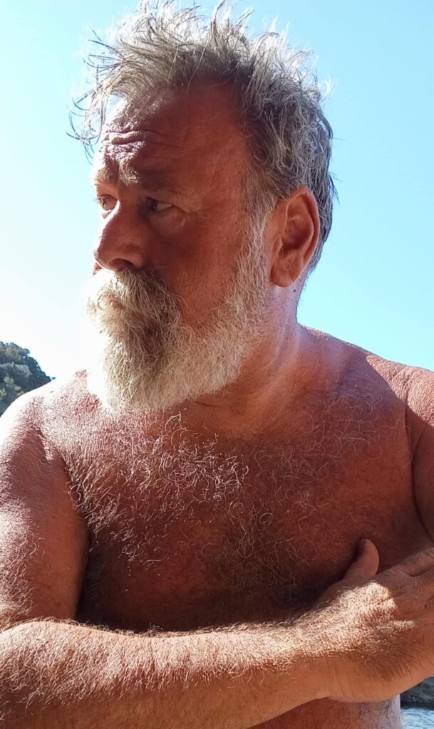 Κώστης Σαββιδάκης, ο παράδεισος του η Ρόδος του