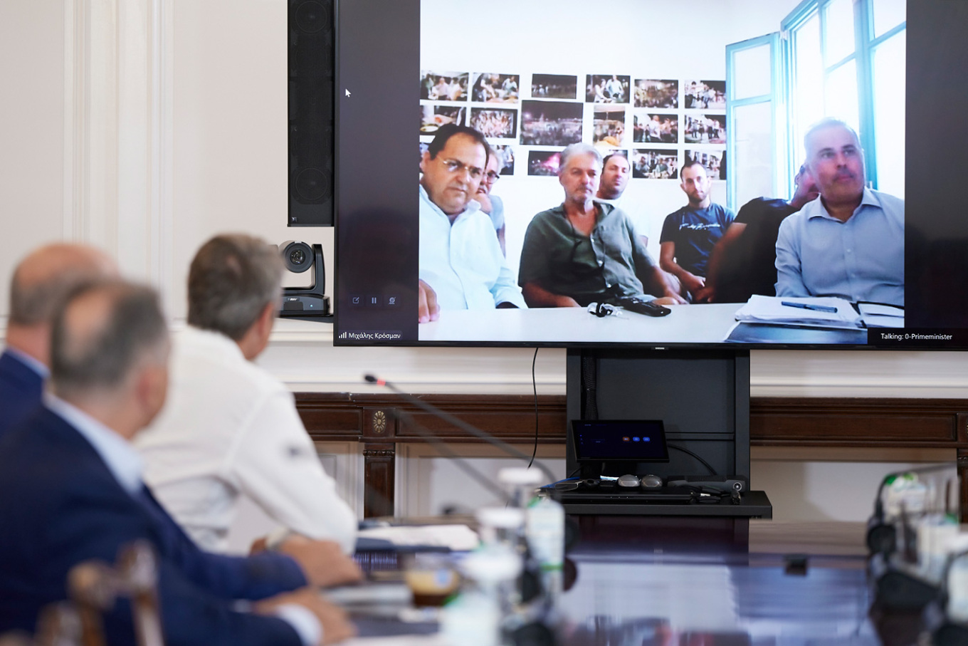 Τηλεδιάσκεψη Μητσοτάκη με τον Δήμαρχο Αμοργού