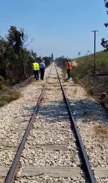 Φωτιά στην Αχαΐα: Ζημιές στο δίκτυο του ΟΣΕ