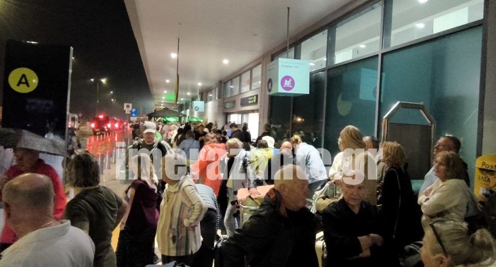 <blockquote class="twitter-tweet"><p lang="el" dir="ltr">⛈️ Σοβαρά πλημμυρικά φαινόμενα έχουν δημιουργηθεί στον Αλικανά Ζακύνθου, με την κυκλοφορία των αυτοκινήτων να διεξάγεται με μεγάλη δυσκολία.<br><br>⚠️ Τα 130 χιλιοστά ξεπέρασε η βροχόπτωση τοπικά στην Ζάκυνθο<br><br>Βίντεο: Γιώργος Γκόγκος <a href="https://t.co/SEgaHGkUWX">pic.twitter.com/SEgaHGkUWX</a></p>&mdash; Forecast Weather Greece (@ForecastGreece) <a href="https://twitter.com/ForecastGreece/status/1972439199975608484?ref_src=twsrc%5Etfw">Septe