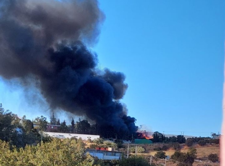 Αχαρνές: Φωτιά σε υπαίθριο χώρο επιχείρησης