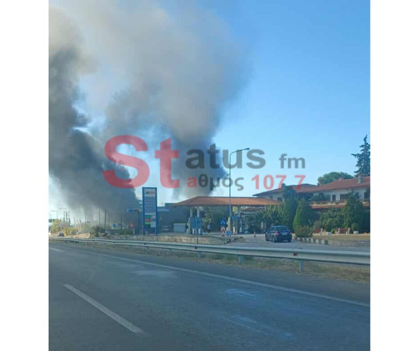 Θεσσαλονίκη: Φωτιά σε εργοστάσιο επίπλων στη Μίκρα