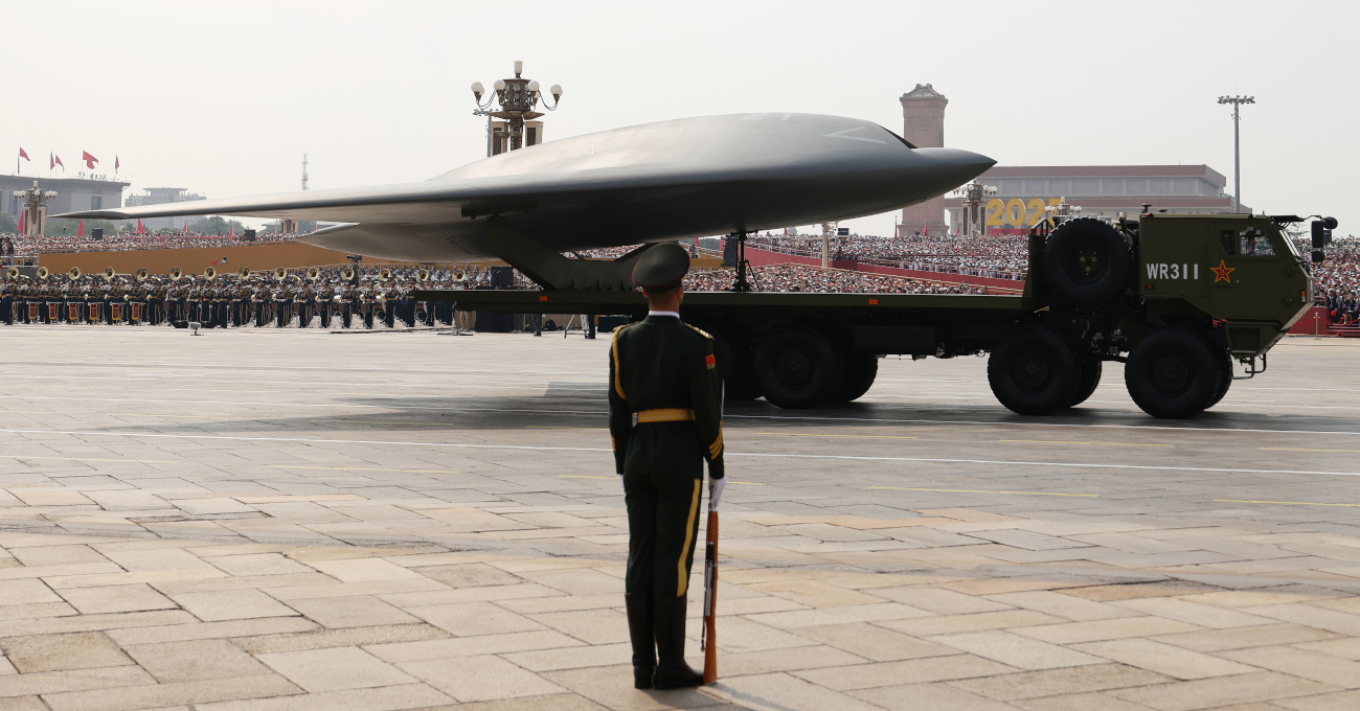 Τρόμαξε ο πλανήτης από το οπλοστάσιο της Κίνας