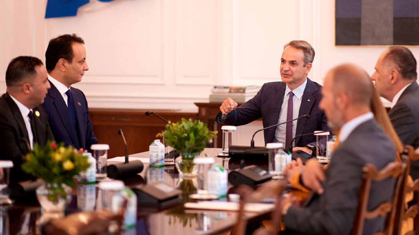 Μητσοτάκης γιος Χαφτάρ 